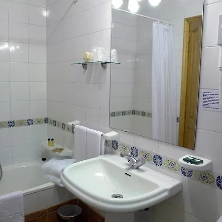 Pazo Almuzara 3*