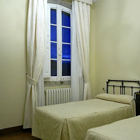 Pazo Almuzara Hotel 3*