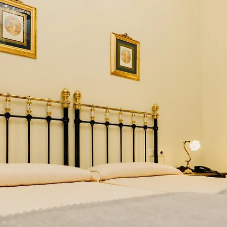 Pazo Almuzara Боборас