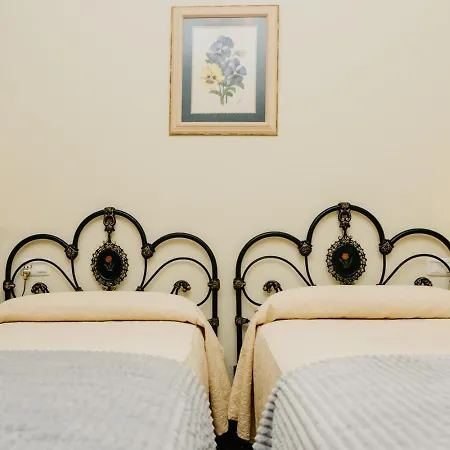 Pazo Almuzara Hotel 3*