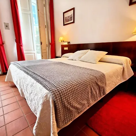 Pazo Almuzara 3* Boborás