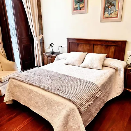 Pazo Almuzara Hotell 3*