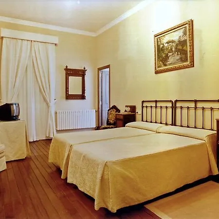 Pazo Almuzara Отель