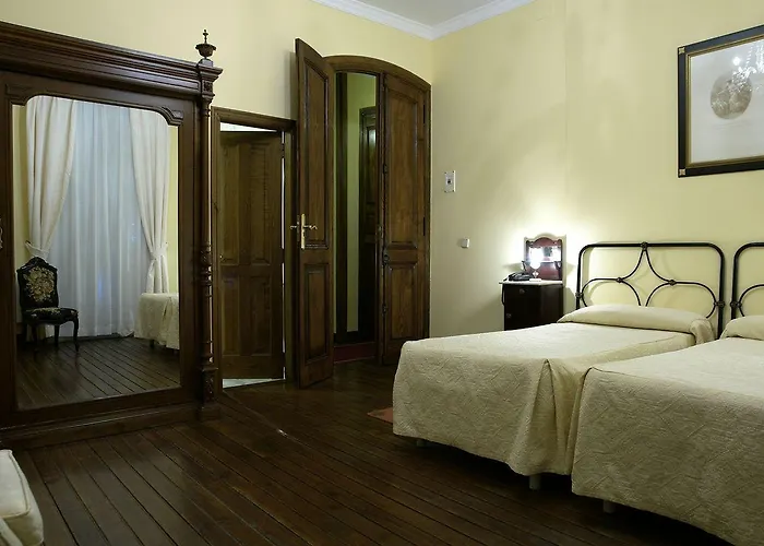 Pazo Almuzara Hotel 3*