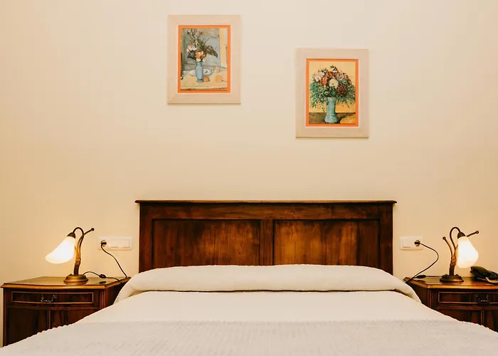 Pazo Almuzara Hotel 3*